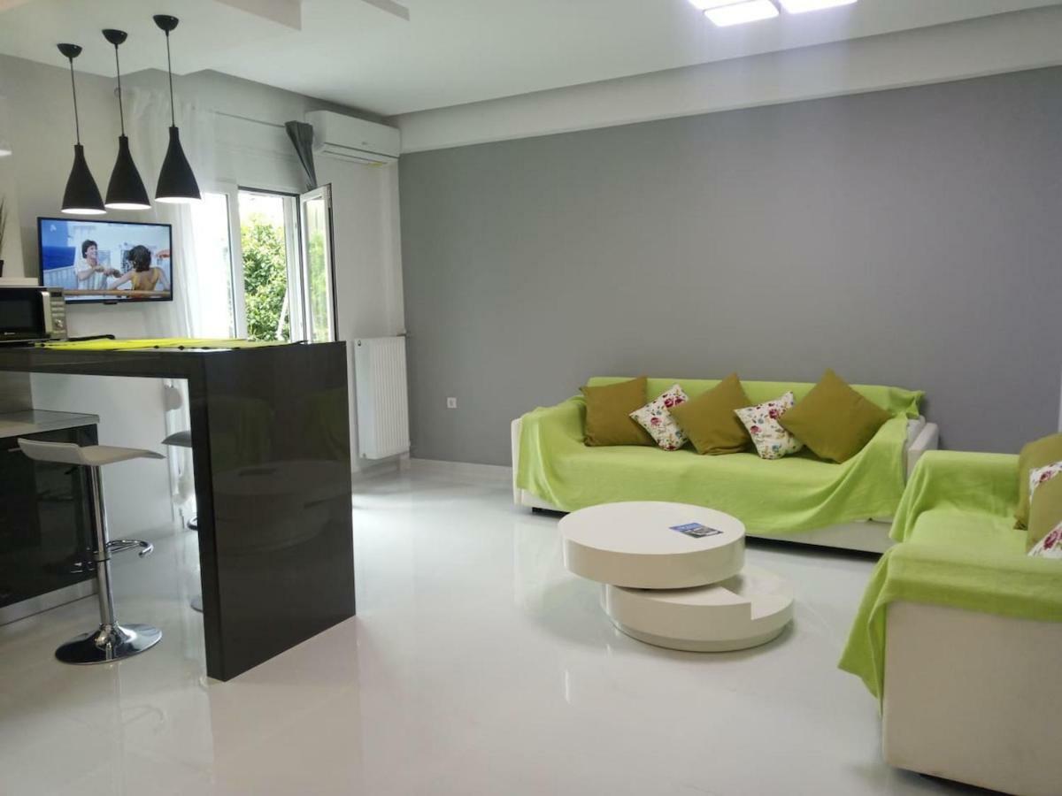 Luxury Apartment Next To The Sea Beach Athen Exterior foto