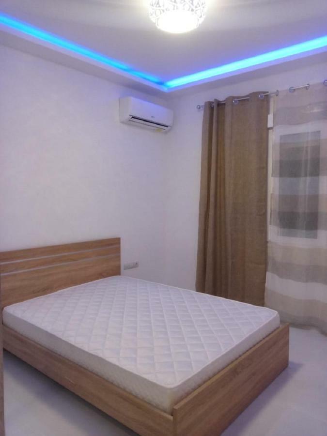 Luxury Apartment Next To The Sea Beach Athen Exterior foto